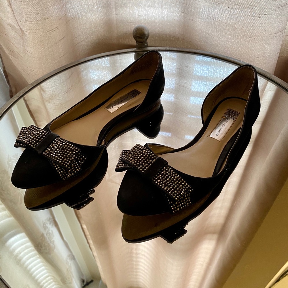 INC Bow Flats